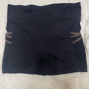 Fabletics Bike Short (Size XL)